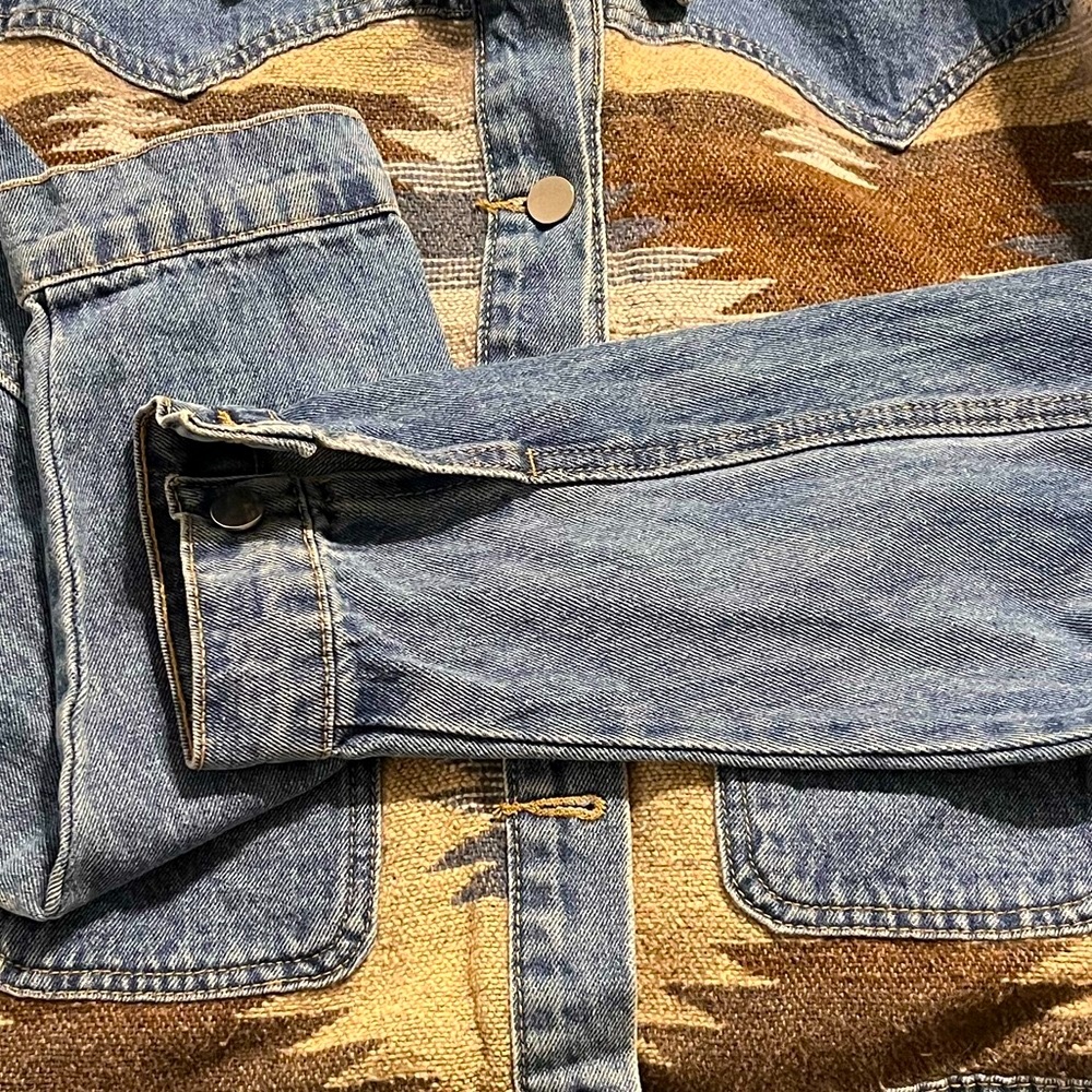 Denim jacket Aztec Pattern Jacket Aztec Patterned Design New Boutique - Picture 11 of 14